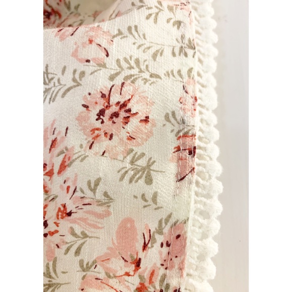 Flower spring off the shoulder dress 🌸 - Picture 7 of 8